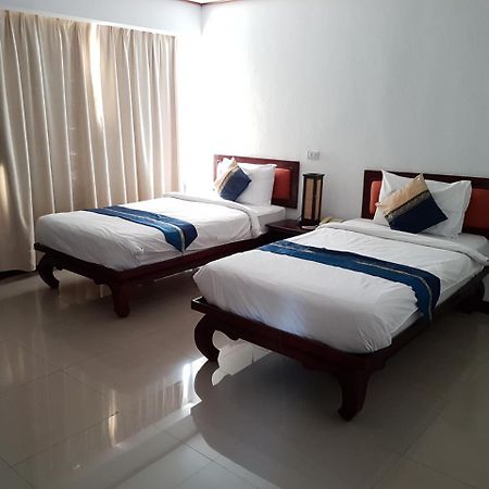 Av Hotel Vientiane Exterior photo