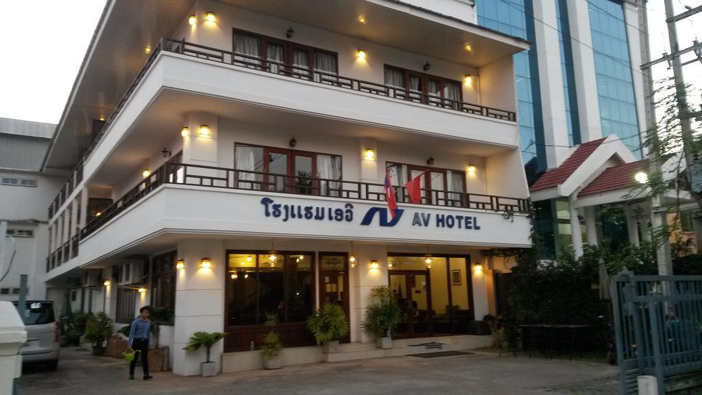 Av Hotel Vientiane Exterior photo
