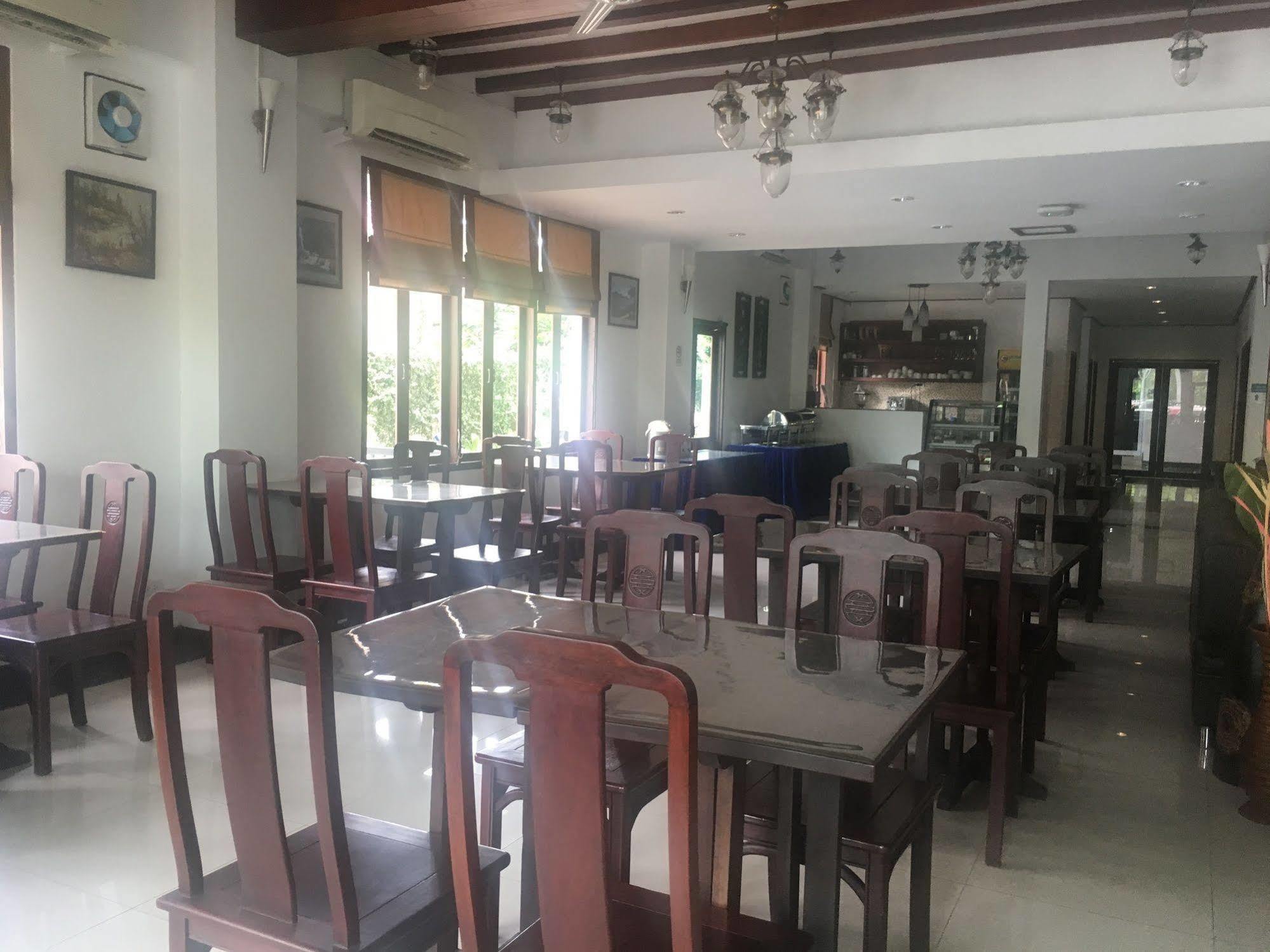 Av Hotel Vientiane Exterior photo