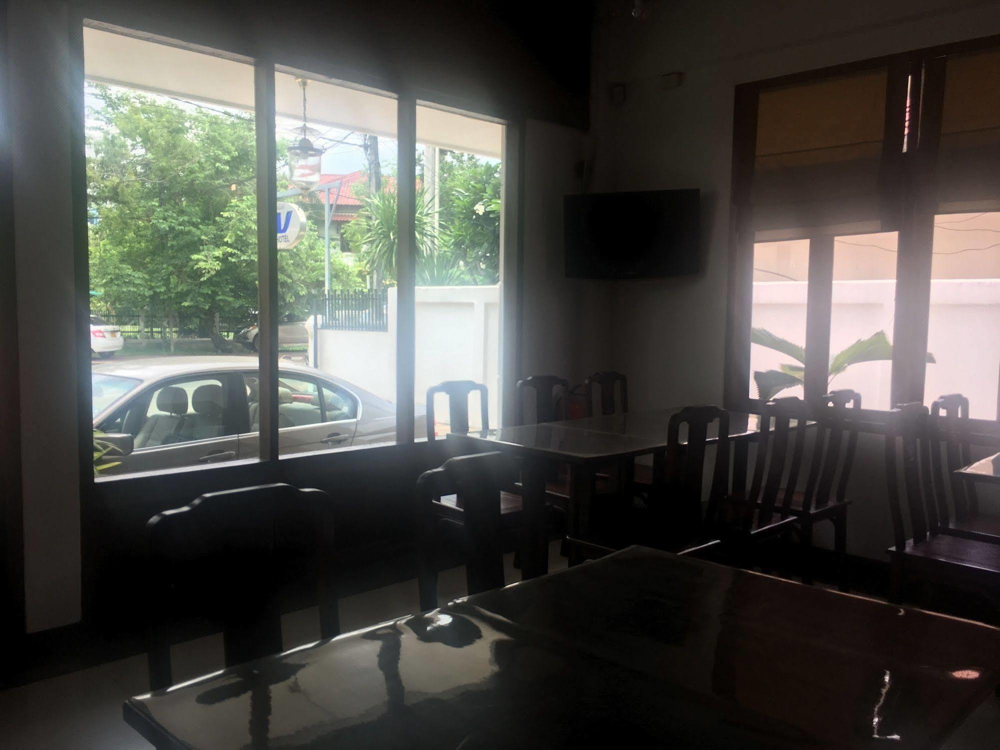 Av Hotel Vientiane Exterior photo