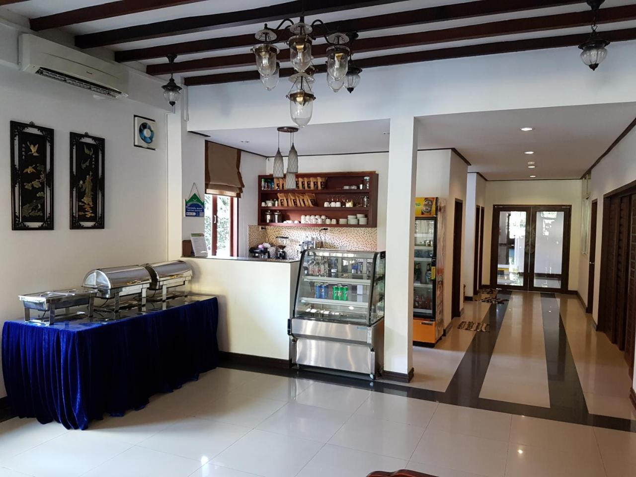 Av Hotel Vientiane Exterior photo