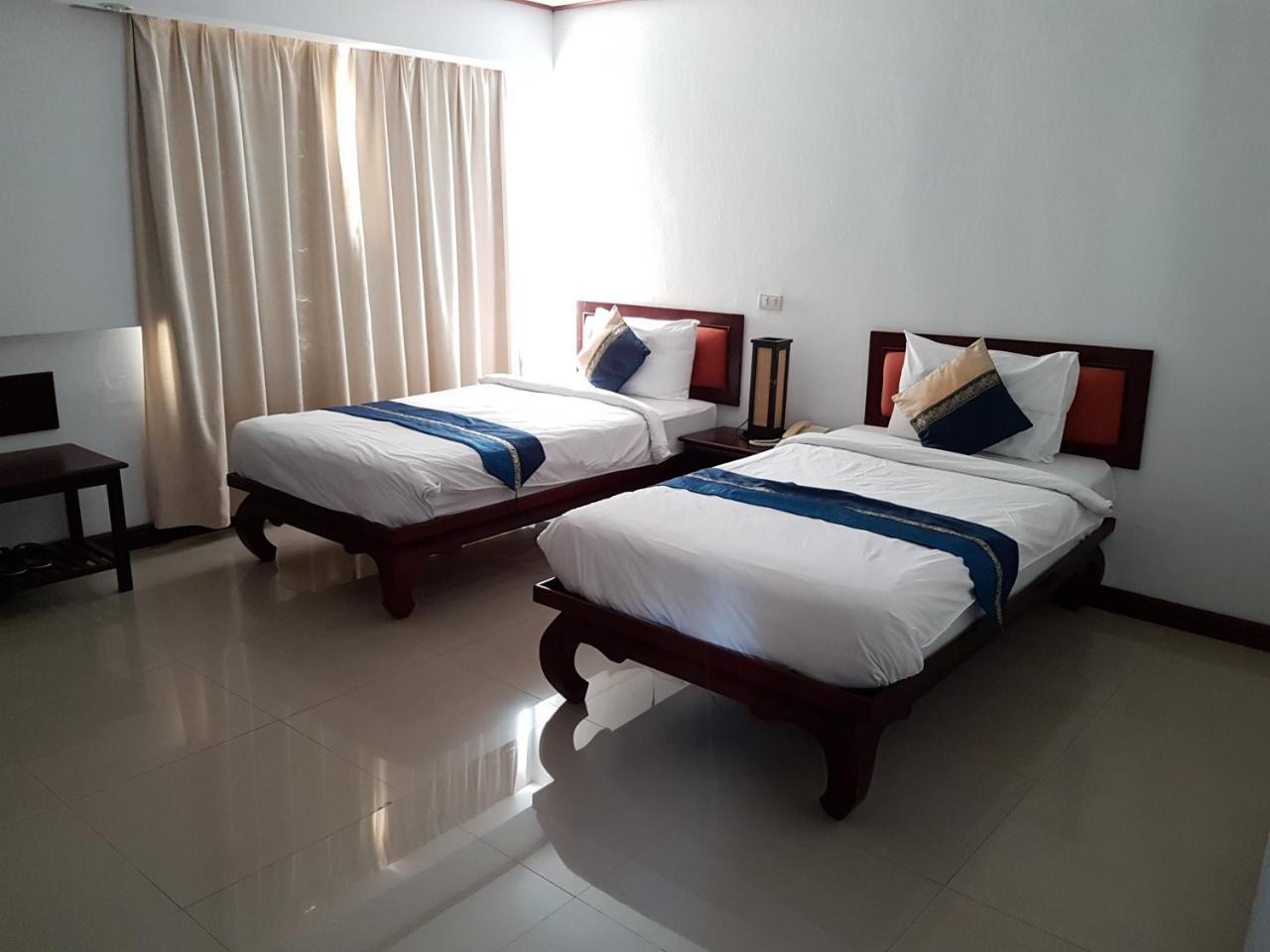 Av Hotel Vientiane Exterior photo