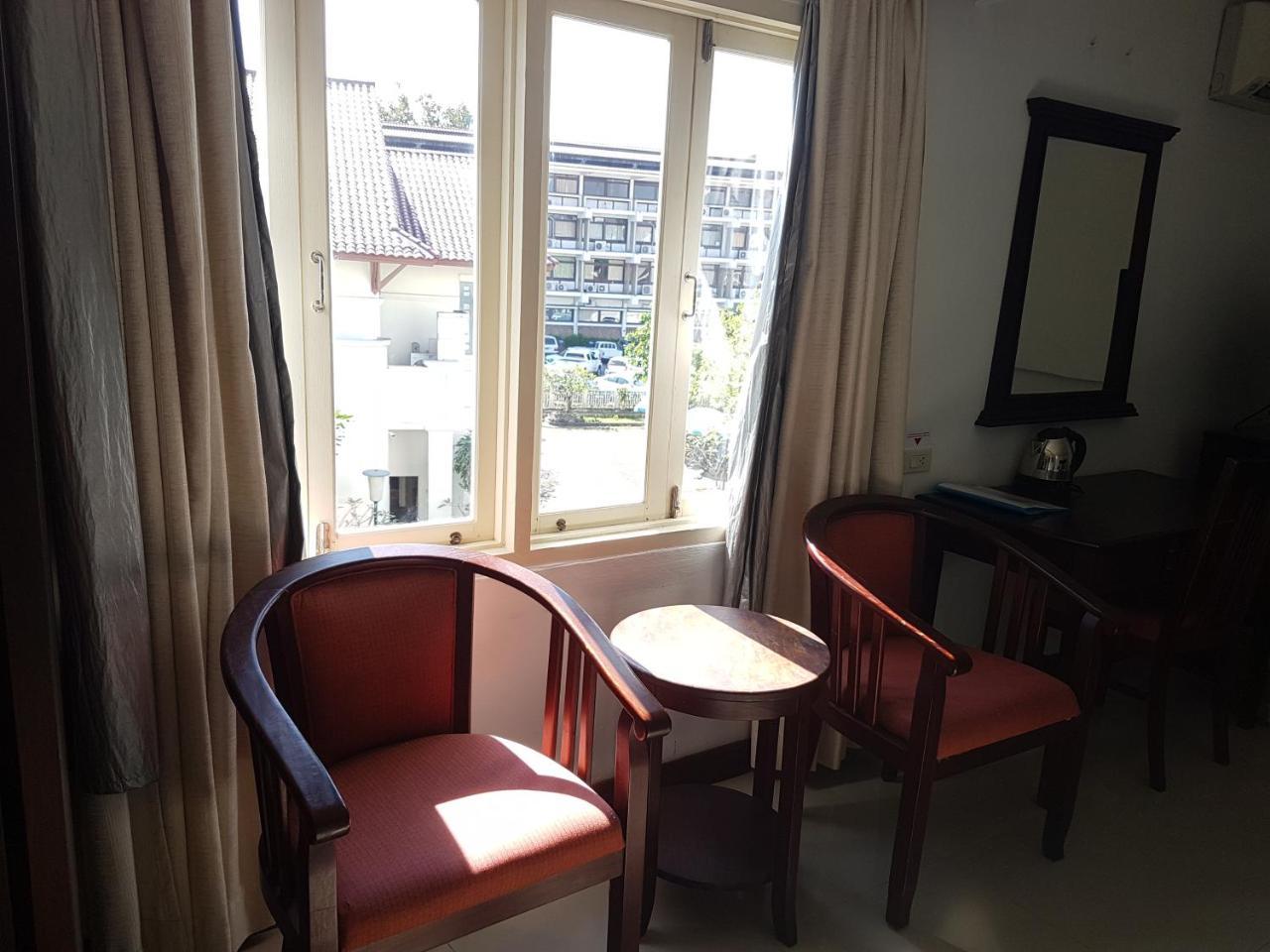 Av Hotel Vientiane Exterior photo