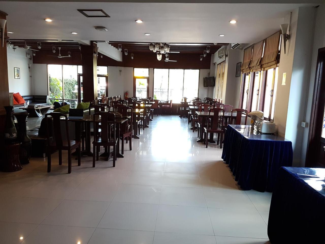 Av Hotel Vientiane Exterior photo